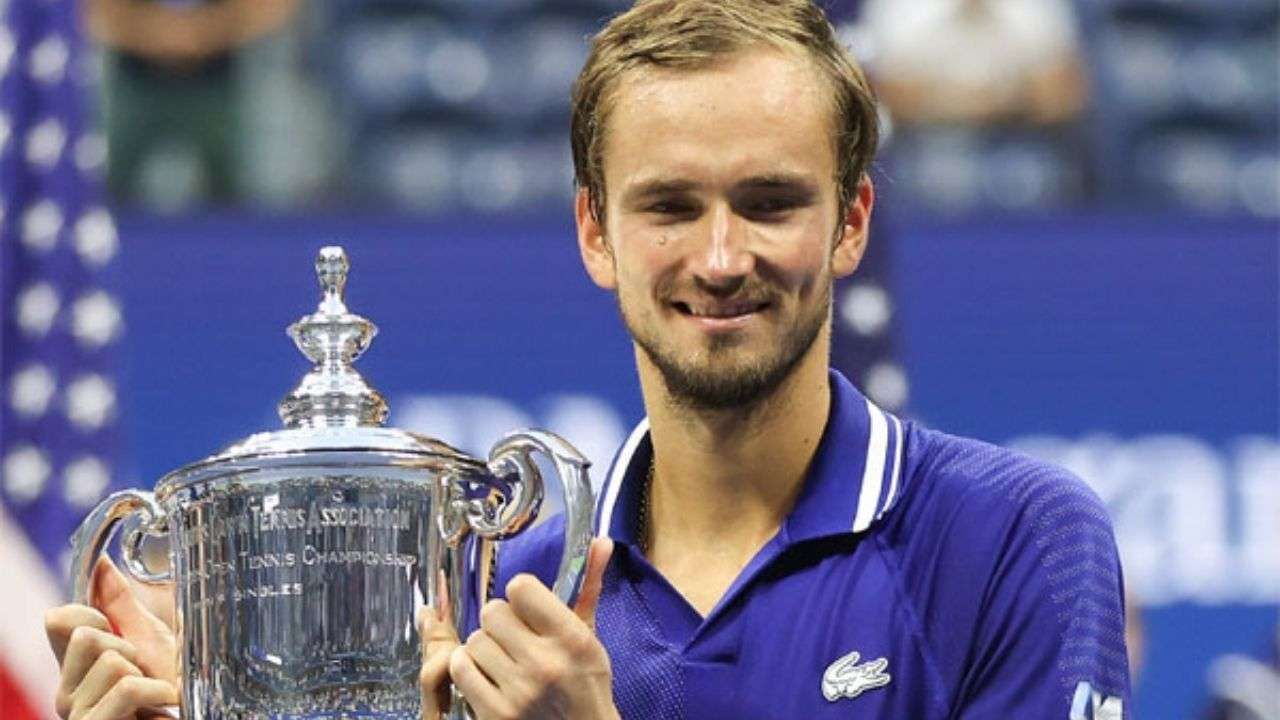 US Open 2021: నోవాక్ జకోవిచ్కు మరోసారి షాకిచ్చిన రష్యా ఆటగాడు.. యూఎస్ ఓపెన్ విజేతగా నిలిచిన మెద్వెదెవ్