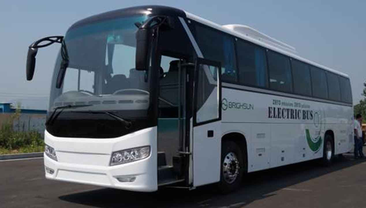 Electric Bus: ఈ బస్సు ఒక్కసారి ఛార్జ్ చేస్తే హైదరాబాద్ నుంచి రాజమండ్రి వెళ్లి వచ్చేస్తుంది..అందుకే గిన్నిస్ బుక్ లోకి..