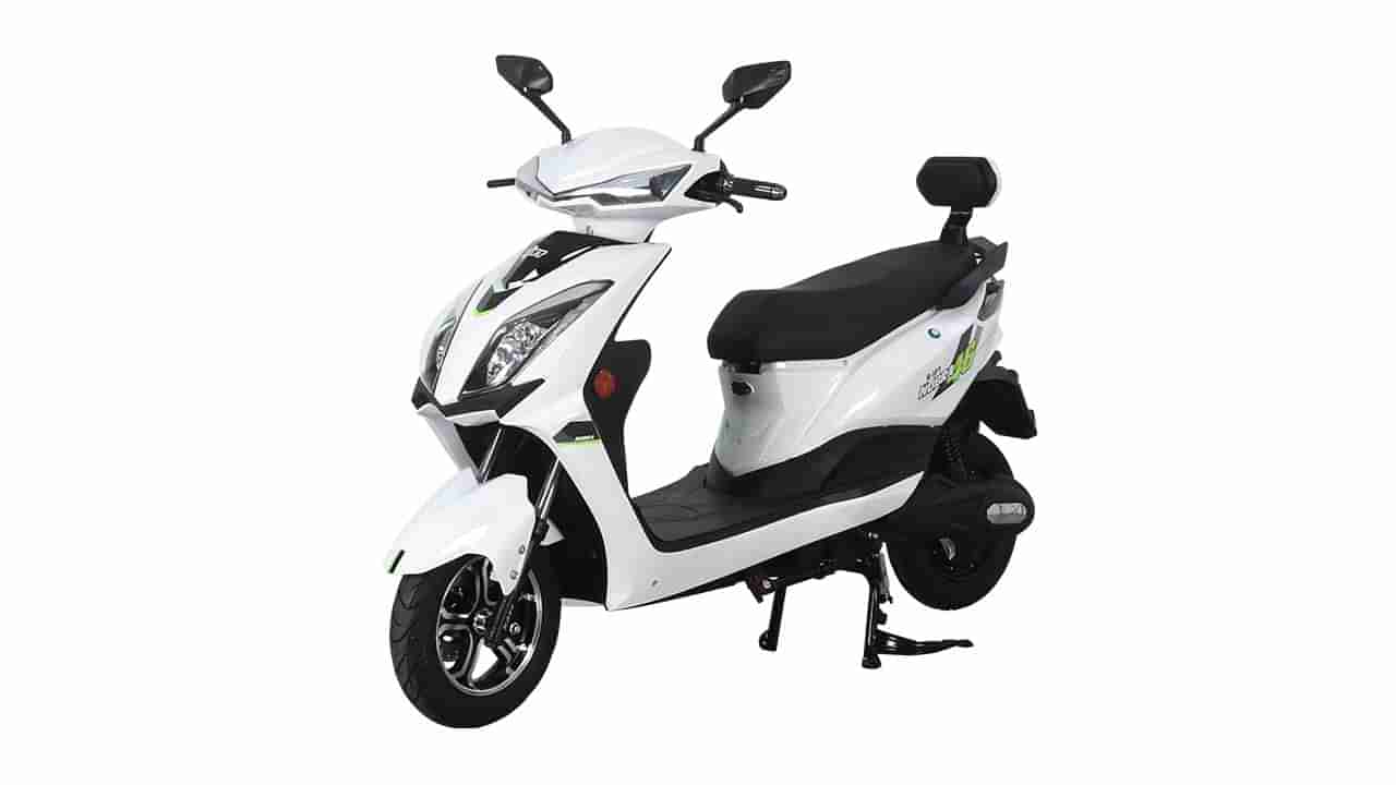 Electric Scooter: ఒక్కసారి చార్జ్‌ చేస్తే 480 కిలోమీటర్లు.. మార్కెట్లోకి రానున్న మరో ఎలక్ట్రిక్‌ స్కూటర్‌..!