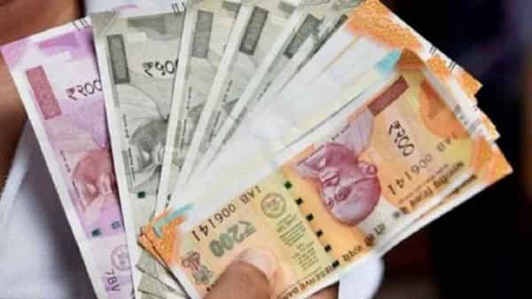 Kotak Mahindra Bank: సీనియర్ సిటిజన్లకు గుడ్ న్యూస్..! ఫిక్స్డ్ డిపాజిట్లపై వడ్డీ రేట్లను పెంచిన కోటక్ మహీంద్రా బ్యాంక్..?