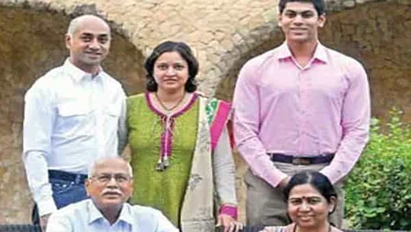 MP Galla Jayadev: భూఆక్రమణ ఆరోపణలతో టీడీపీ ఎంపీ గల్లా జయదేవ్ ఫ్యామిలీపై కేసు
