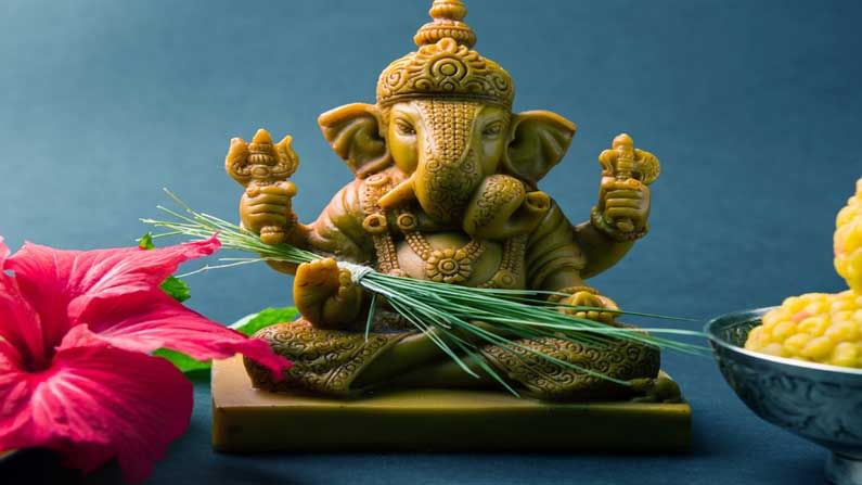 Vinayaka Chavithi: వినాయక చవితిలో పూజకు ఉపయోగించే 21 రకాల పత్రి .. దానిలోని ఔషధ గుణాలు ఏమిటంటే..