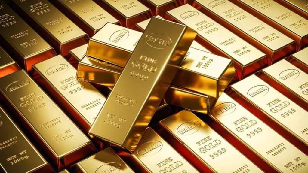 Gold Price Today: మహిళలకు గుడ్‌న్యూస్‌.. భారీగా దిగి వచ్చిన బంగారం ధరలు.. తాజా రేట్ల వివరాలు