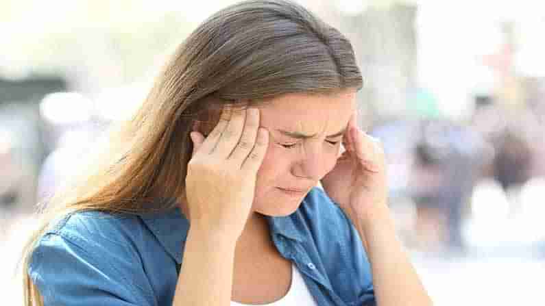 Migraine vs Headache: మైగ్రెయిన్, తలనొప్పికి మధ్య తేడాలేంటి..! లక్షణాలు ఏ విధంగా ఉంటాయి..?