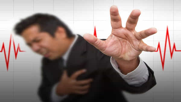 Health Tips: ఈ అలవాట్లు ఉన్నవారికి గుండెపోటు వచ్చే అవకాశాలు ఎక్కువేనట.. అవెంటో తెలుసుకోండి..