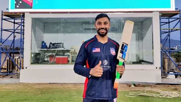 ఒకే ఓవర్లో 6 సిక్సర్లు.. 20 బంతుల్లో 102 రన్స్.. మొత్తంగా 16 సిక్సర్లతో పరుగుల సునామీ!