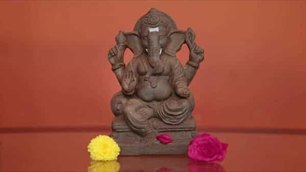 Vinayaka Chaviti: తెలుగు రాష్ట్రాల్లో మొదలైన గణేష్ పండుగ సందడి.. కోవిడ్ నిబంధనలు మాత్రం మస్ట్