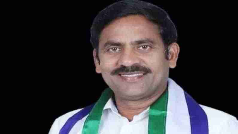 Malla Vijay Prasad: వైసీపీ నేత మళ్ల విజయప్రసాద్‌‌ను అరెస్ట్ చేసిన ఒడిశా పోలీసులు.. కారణం అదేనా..?