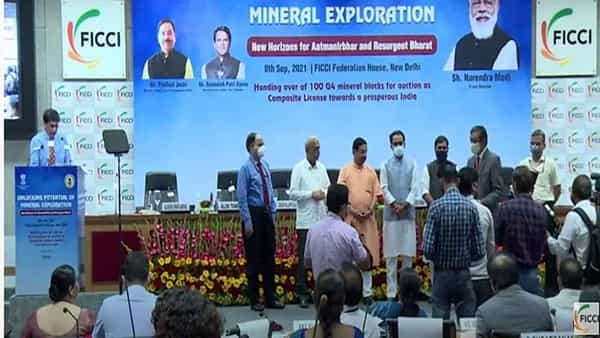 Minister Pralhad Joshi: మైనింగ్ రంగంలో సంస్కరణలకు కేంద్రం పెద్దపీట: మంత్రి ప్రహ్లాద్ జోషి