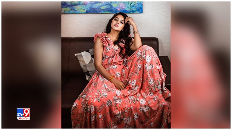 Monal Gajjar New Photos. Credit by:Monal Gajjar/Instagram