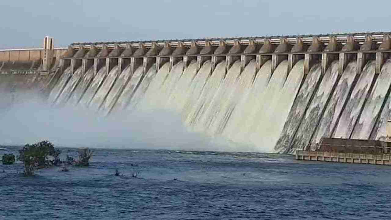 Srisailam-Nagarjuna Sagar : పరవళ్లు తొక్కుతున్న కృష్ణమ్మ.. నిండుకుండలా శ్రీశైల, నాగార్జునసాగర్ జలాశయాలు.. పూర్తి వివరాలివే..