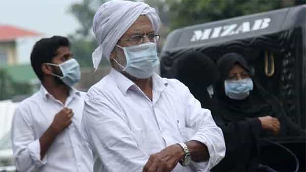 Nipah Virus: కేరళలో కుదిపేస్తున్న నిఫా వైరస్.. సోకితే ప్రాణాలకే ముప్పు.. అసలు దీని లక్షణాలేంటి..?