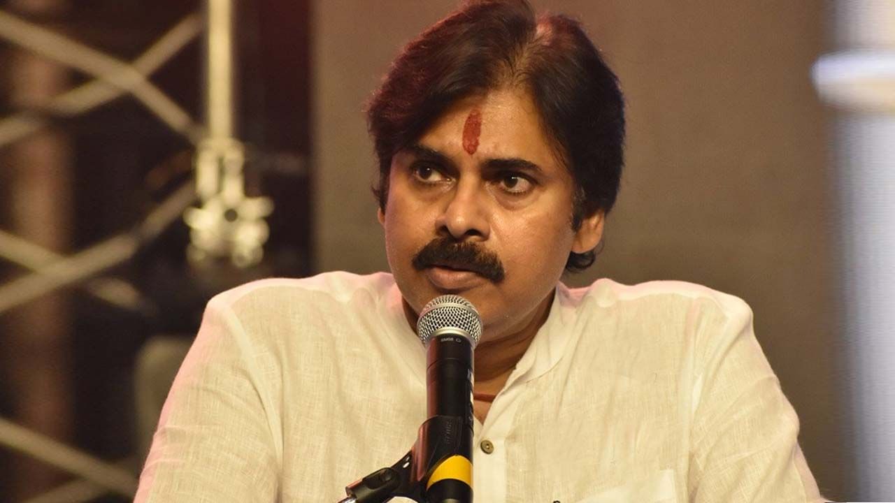 Pawan Kalyan: వైసీపీ నేతల కామెంట్స్‌పై పవన్ పంచ్‌లు.. ట్విట్టర్ వేదికగా పోస్టులు..