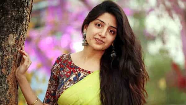 Poonam Kaur: సోషల్ మీడియాలో వైరల్గా మారిన హీరోయిన్ పూనమ్ కౌర్ ట్వీట్స్