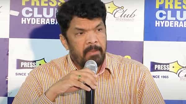 Posani Krishna Murali : పిచ్చి పిచ్జి మాటలు మాట్లాడితే చూస్తూ ఊరుకునేది లేదు.. పోసానికి పవన్ ఫ్యాన్స్ వార్నింగ్..