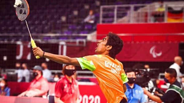 Tokyo Paralympics: పారాలింపిక్స్లో ప్రమోద్ భగత్ సంచలనం.. స్వర్ణంతో మురిసిన భారత బ్యాడ్మింటన్!