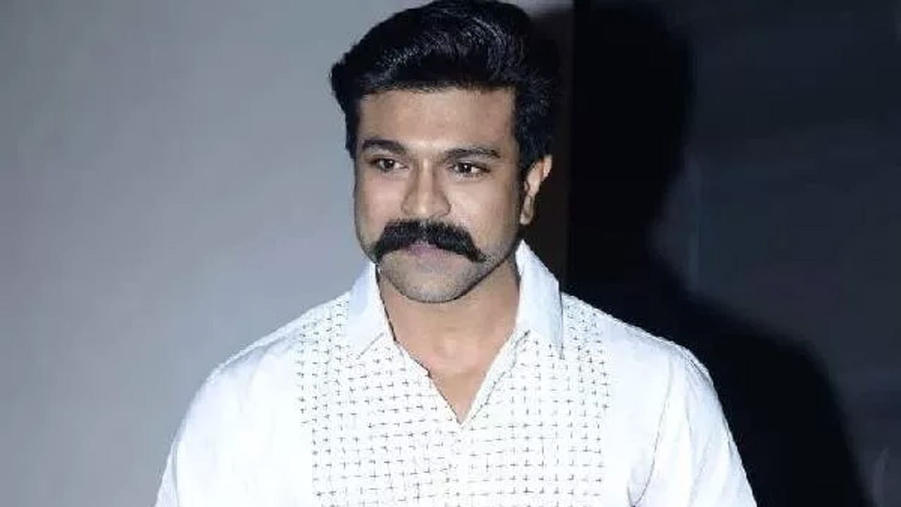 Ram Charan ఆ బెంజ్ కారు లుక్ చూస్తే ఎవ్వరైనా ఫిదా అవ్వాల్సిందే.. చెర్రీ స్పెషల్ కార్ ధర