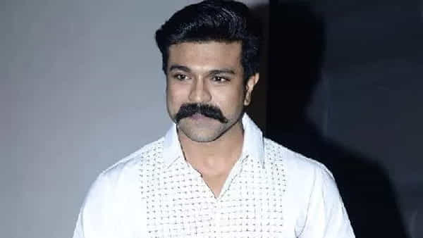 Ram Charan: ఆ బెంజ్ కారు లుక్ చూస్తే ఎవ్వరైనా ఫిదా అవ్వాల్సిందే.. చెర్రీ స్పెషల్ కార్ ధర తెలిస్తే నోరెళ్లబెట్టాల్సిందే..