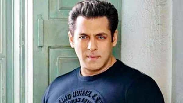 Salman Khan: సల్మాన్ ఖాన్ను కంగారెత్తిస్తోన్న గేమ్.. పోలీసులను ఆశ్రయించిన కండల వీరుడు