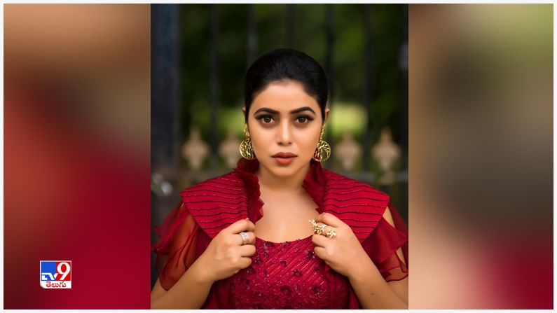 Shamna Kasim New Photos. Credit by:Shamna Kasim/Instagram