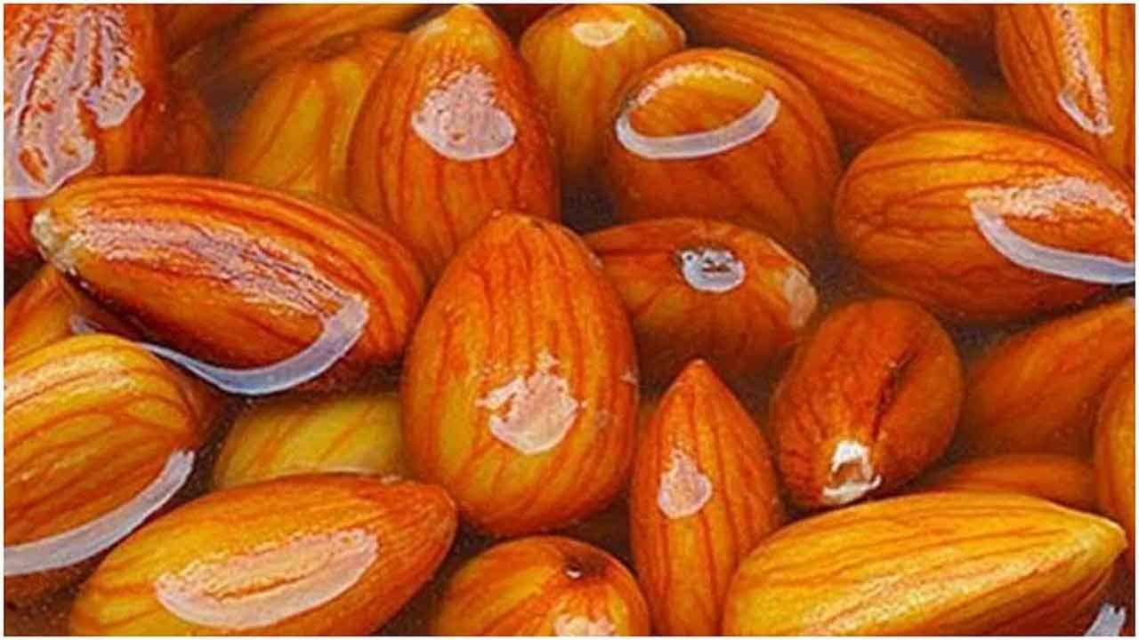 Almonds: వర్షాకాలంలో వ్యాధినిరోదక శక్తిని పెంచుకునేందుకు బాదంను ఇలా తినండి..