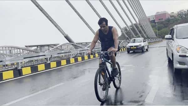 Sonu Sood: సోనూసూద్ పై ఇన్కం టాక్స్ దాడులు.. ఐదు వేల రూపాయలతో ముంబాయి వచ్చిన మెస్సియా ప్రస్తుత ఆస్తులు ఎంతో తెలుసా?