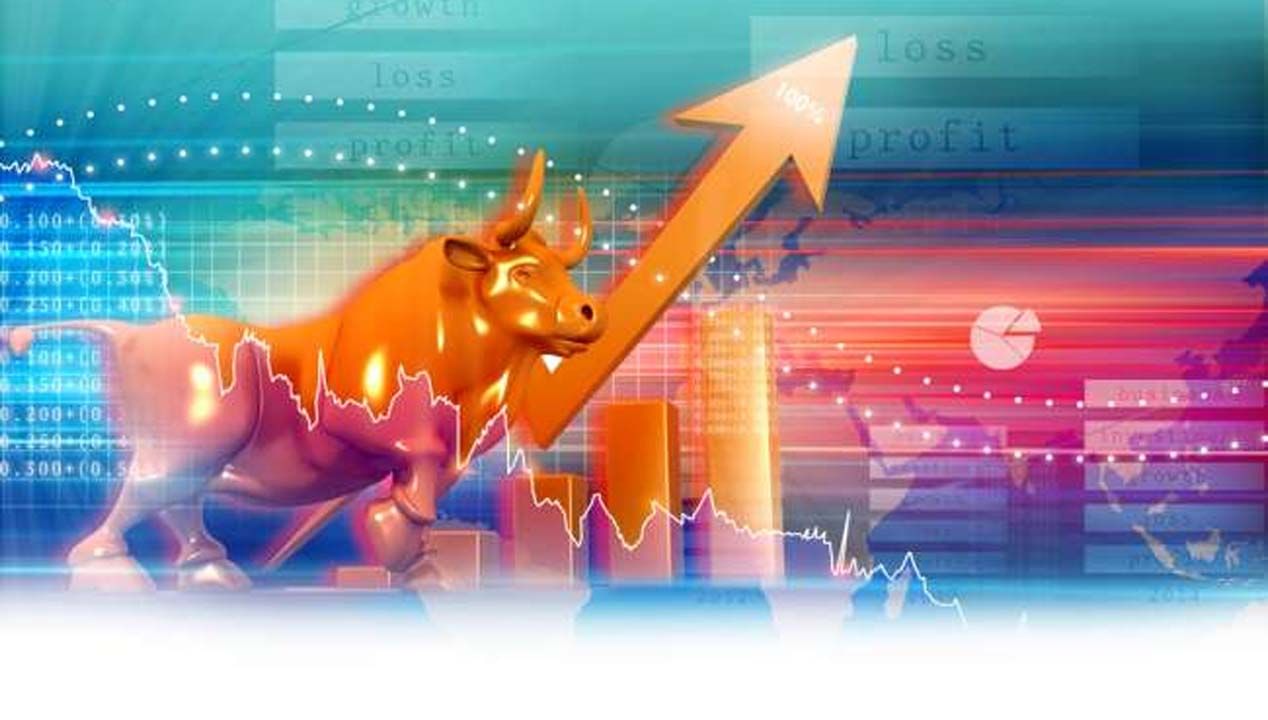 Stock Market: లాభాల్లో ముగిసిన స్టాక్ మార్కెట్లు.. సెన్సెక్స్ 488, నిఫ్టీ 114 పాయింట్ల హైక్.. భారీగా పెరిగిన టైటాన్ షేరు..