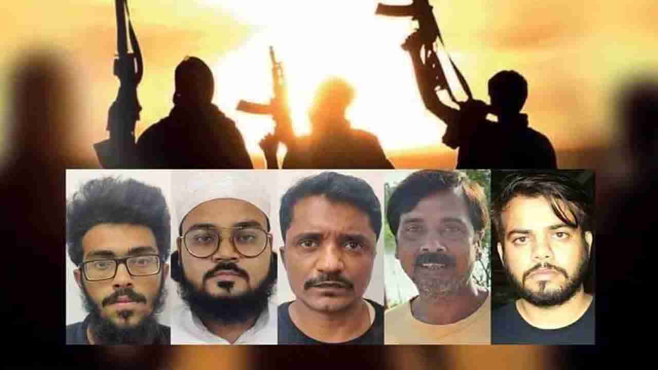 Terrorists Arrest: దేశవ్యాప్తంగా పేలుళ్లకు ఉగ్రవాదుల ఫ్లాన్.. కుట్ర భగ్నం చేసిన ఢిల్లీ స్పెషల్ సెల్ పోలీసులు