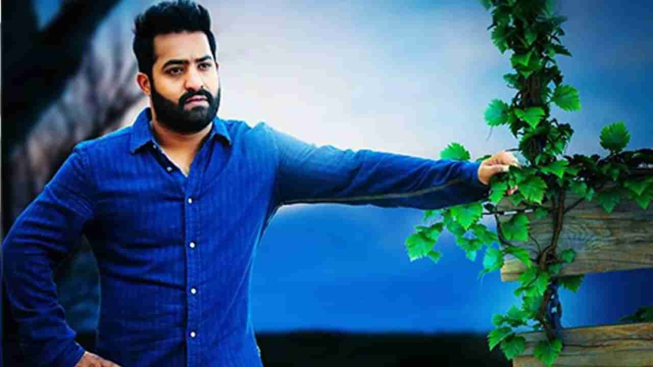 NTR: పక్కా ప్లానింగ్‌తో పాన్ ఇండియా మూవీస్‌ను లైన్‌లో పెడుతున్న యంగ్ టైగర్... తారక్ 30 తర్వాత ఎవరితోనో తెలుసా..