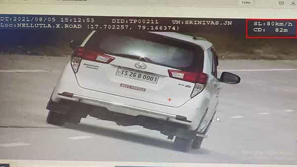 Traffic Challan: టీవీ9 ఎఫెక్ట్.. ట్రాఫిక్ చలాన్లపై స్పందించిన జనగామ కలెక్టర్.. పెండింగ్ చలాన్లు క్లియర్..!