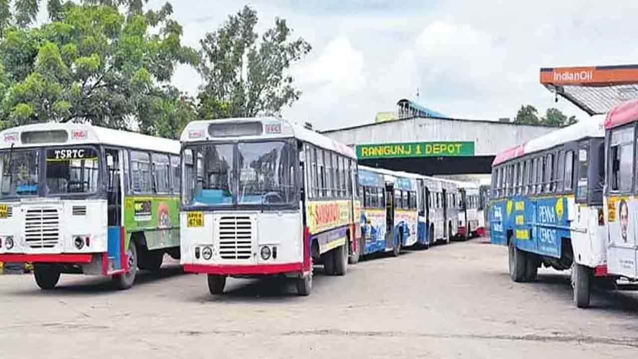 TSRTC: తెలంగాణ ఆర్టీసీ ఉద్యోగులకు బంపరాఫర్‌.. ఐదేళ్ల వరకు సెలవు. అయినా ఉద్యోగం భద్రం