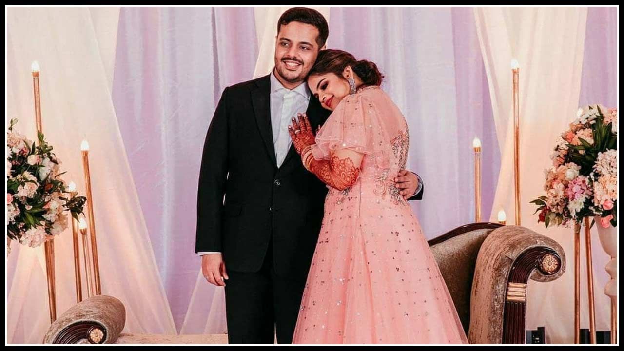 సోషల్ మీడియాలో వైరల్ అవుతున్న విద్యుల్లేఖ రామన్.. పెళ్లి ఫోటోలు..