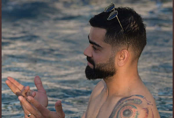 Virat Kohli: స్విమింగ్ ఫుల్లో ఆర్సీబీ ఆటగాళ్లు.. వైరల్గా మారిన విరాట్ ఫొటోలు