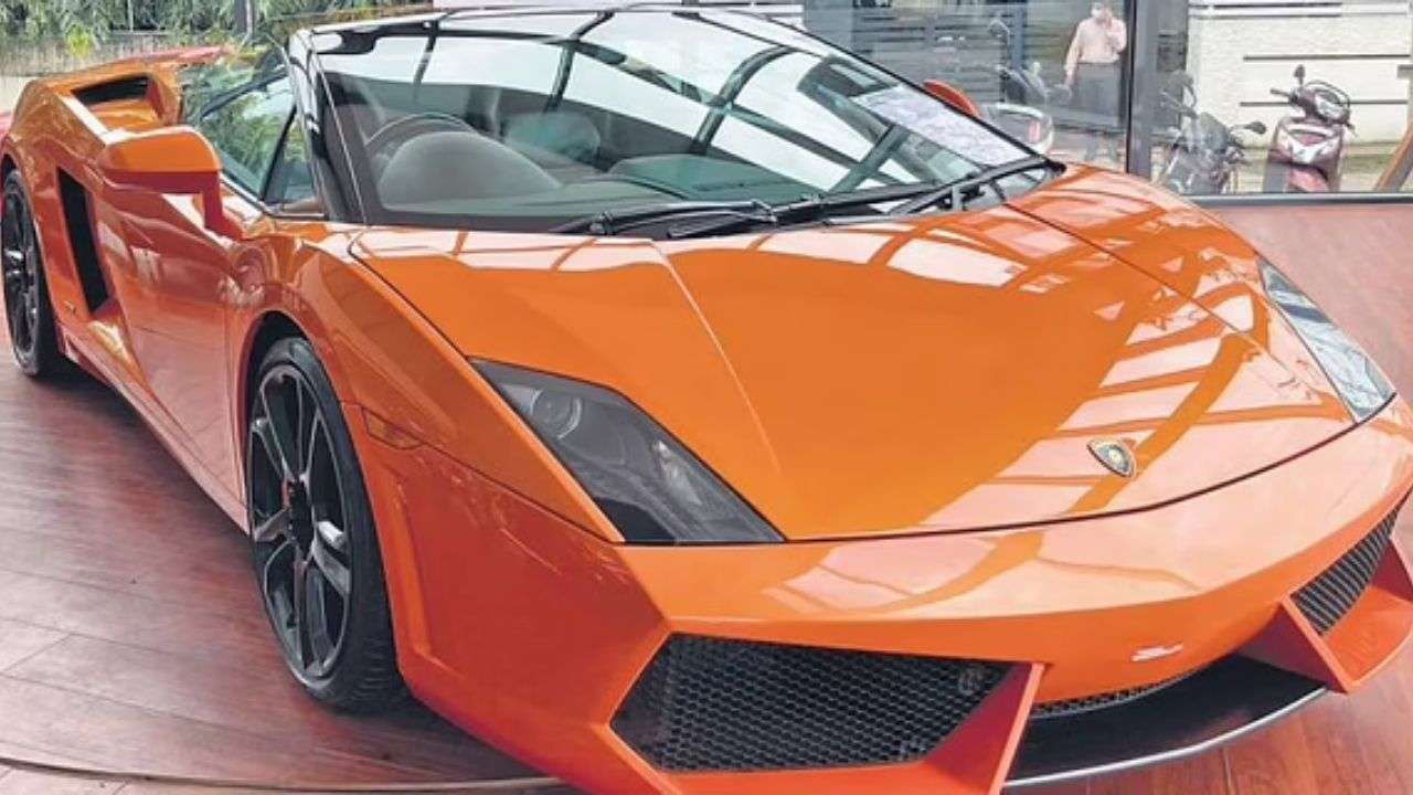 Virat Kohli Lamborghini Car: అమ్మకానికి విరాట్ కోహ్లీ మాజీ కారు.. ధరెంతో తెలిస్తే షాకవ్వాల్సిందే..!
