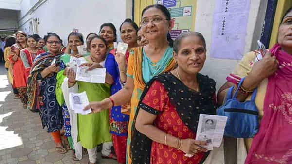 West Bengal By Poll: బెంగాల్లో ముగిసిన ఉప ఎన్నిక పోలింగ్.. సీఎం మమత బరిలో ఉన్న భవానిపూర్లో ఉద్రిక్తత!