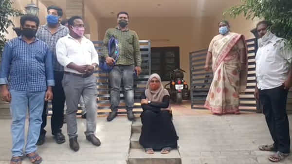 Andhra Pradesh: ఆన్లైన్లో ప్రేమ.. అడగ్గానే 3 లక్షలు ఇచ్చేసింది.. ఆపై అసలు మ్యాటర్ తీయగానే..