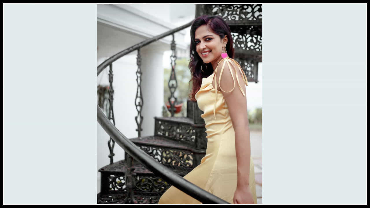 అమలా పాల్ లేటెస్ట్ ఫోటోషూట్.. కాకరేపుతున్న ఫోజులు..