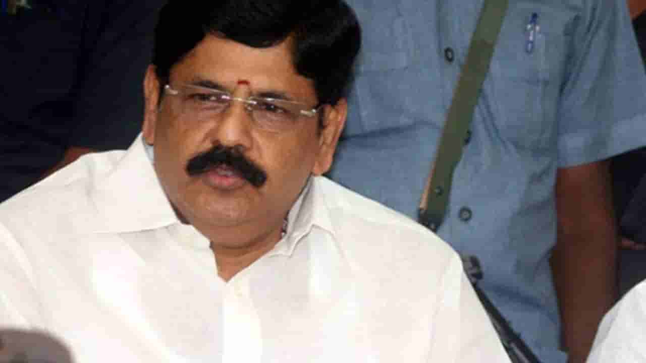 AP Politics: చంద్రబాబును రాజకీయాల నుంచి శాశ్వతంగా తప్పించాలి...సంతకాలతో వైసీపీ ఎమ్మెల్యే లేఖ