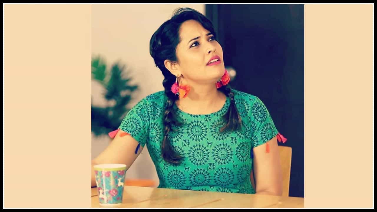 సోషల్ మీడియాలో  ఫోజులివ్వని ఫొటోలతో 'అనసూయ'