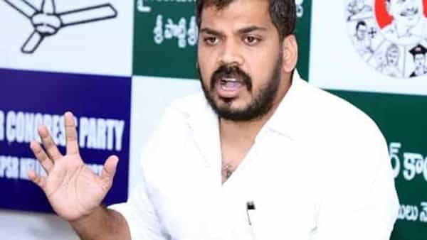 మహిళలను అప్పుల ఊబిలోనుంచి బయటకు తీసుకు రావాలన్నదే సీఎం వైయస్ జగన్ ఆలోచన: మంత్రి అనిల్