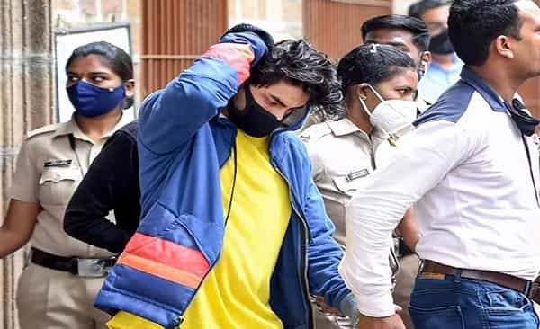 Aryan Khan drug case: ఆర్యన్ఖాన్ చుట్టూ బిగుస్తున్న ఉచ్చు.. మూడ్రోజుల కస్టడీ.. మరో ఇద్దరి అరెస్ట్..