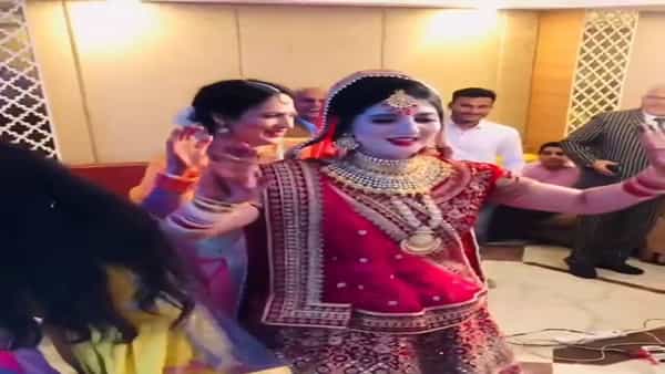 Viral Video: కాబోయే పెళ్లికూతురు సూపర్బ్ డ్యాన్స్...నెటిజన్లు ఫిదా!