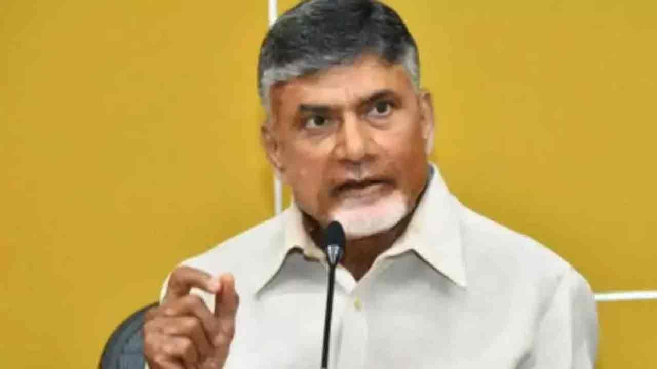 Telugu Desam Party: సొంత పార్టీ నేతల ఝలక్ ఇస్తున్న చంద్రబాబు.. ఇంతకీ మ్యాటర్ ఏంటంటే..!