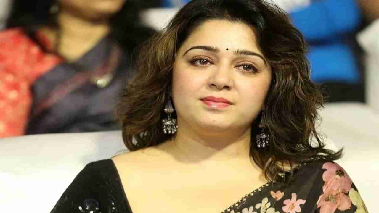 Charmi: ఇక నటించే ఆలోచన మాత్రం లేదు.. షాకింగ్ కామెంట్స్ చేసిన చార్మి..