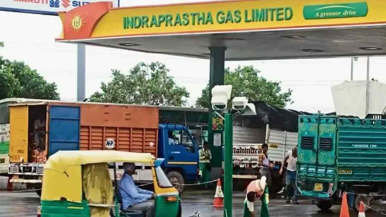 CNG Price: మళ్లీ పెరిగిన CNG గ్యాస్ ధరలు.. అక్టోబర్‌లో ఇది రెండోసారి..