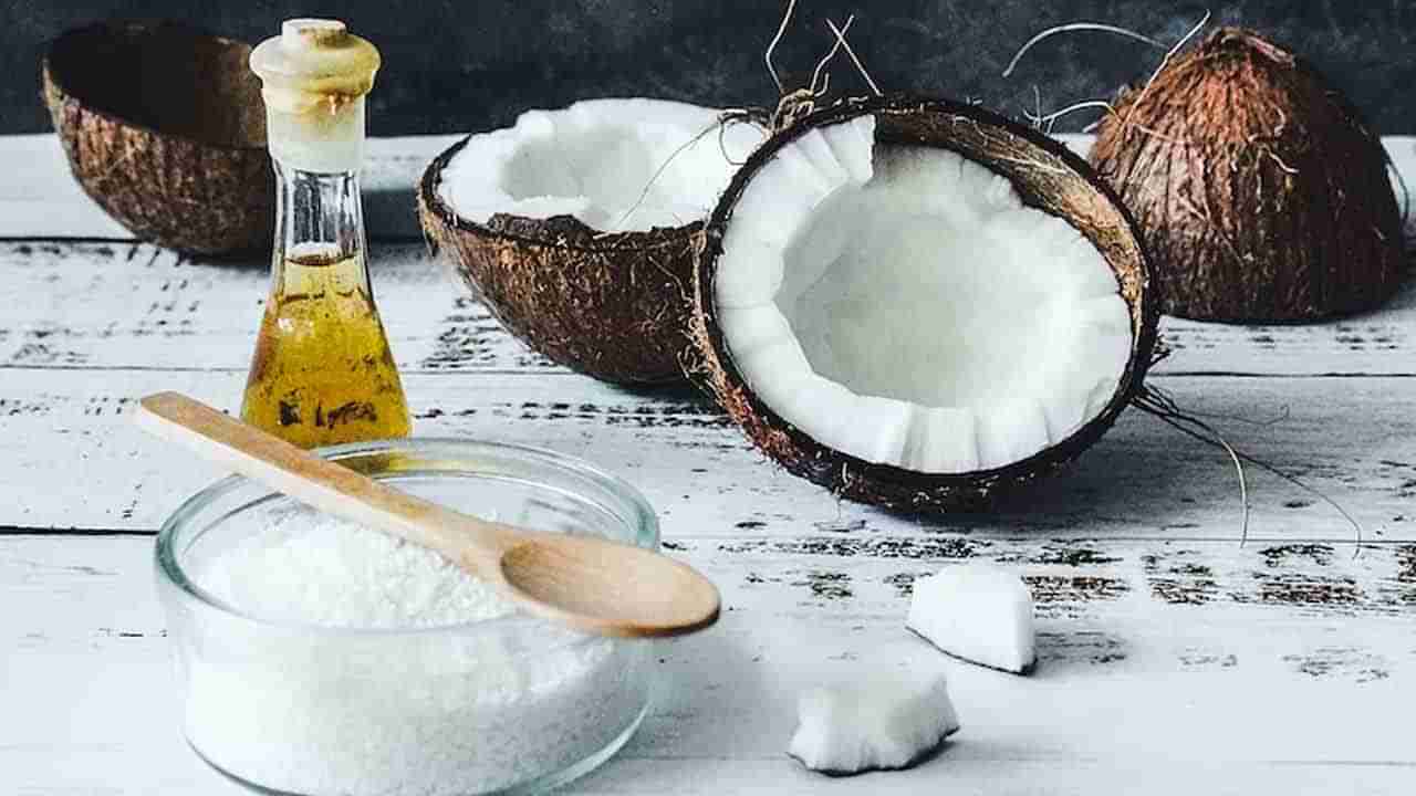 Coconut Oil: శీతాకాలంలో చర్మ రక్షణ కోసం ఆయుర్వేదంలో 4వేలకు పైగా ఉపయోగిస్తున్న అద్భుతమైన నూనె.. ఏమిటో తెలుసా