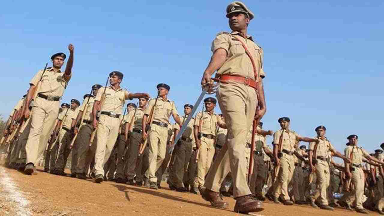 CRPF Recruitment 2021: రాత పరీక్ష లేకుండానే సీఆర్‌పీఎఫ్‌లో ఉద్యోగాలు.. ఎలాగంటే..!