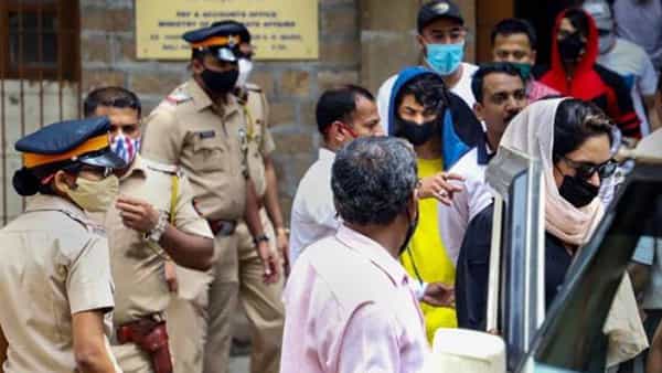 Cruise Drug Case: ఆర్యన్ డ్రగ్స్ కేసులో ఎవరికీ క్లీన్ చిట్ లేదు అంటున్న ఎన్సీబీ.. త్వరలో మరిన్ని అరెస్టులు జరిగే అవకాశం!
