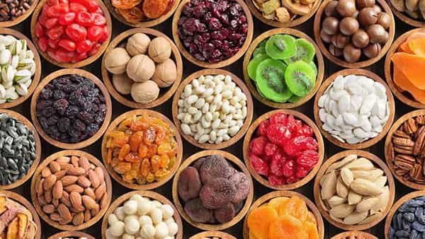 Health Tips: ఈ డ్రైఫ్రూట్స్ను నానబెట్టి తింటే డయాబెటిక్స్కు చెక్ పెట్టొచ్చు.. మరెన్నో సూపర్ బెనిఫిట్స్..