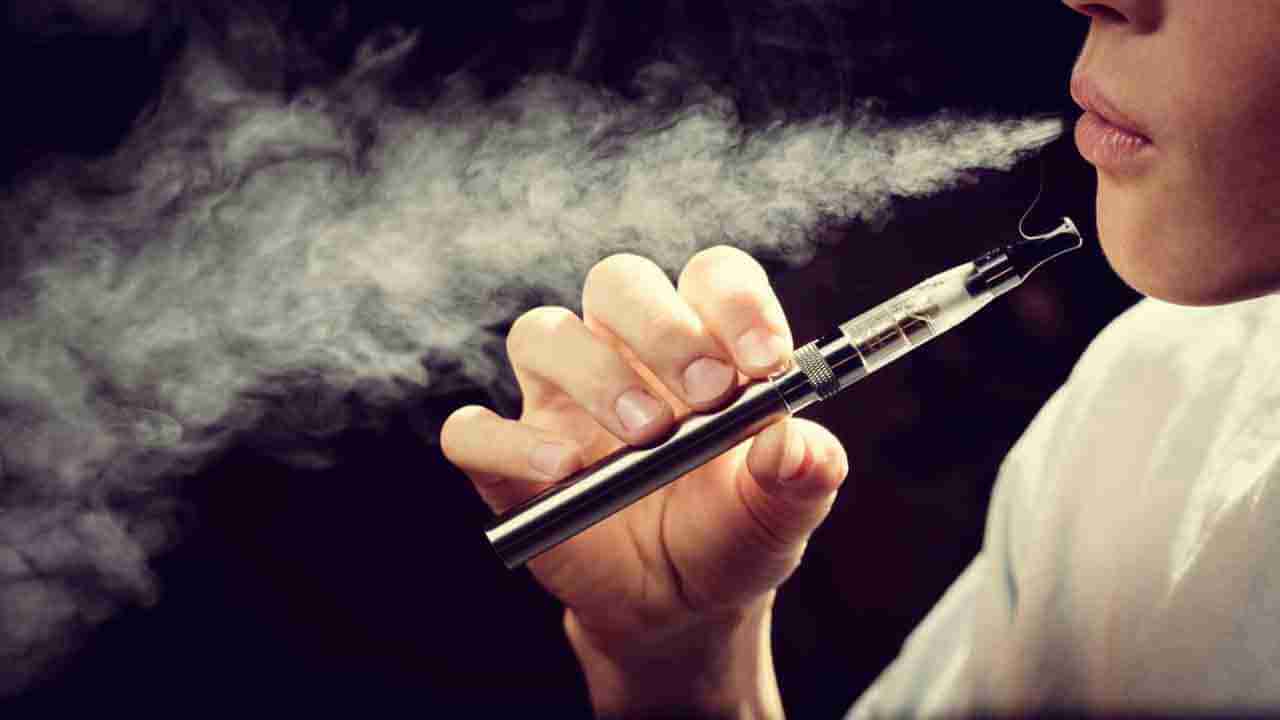 E-cigarettes: ధూమపానం అలవాటు మానలేక ఈ సిగరెట్ వైపు చూస్తున్న వారికి షాకింగ్ న్యూస్.. ఏమిటంటే..